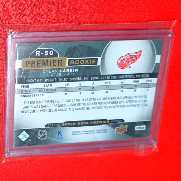 Dylan Larkin Upper Deck Premier Rookie Hockey Card Detroit Red Wings 2015/16 - Picture 2 of 2